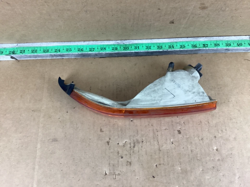 Luz de parachoques marcador delantero izquierdo Honda Accord 1990-1993 045-4034 Foto 2 de 4