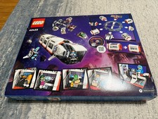 LEGO CITY Modular Space Station 60433  New in Box 1097 pieces