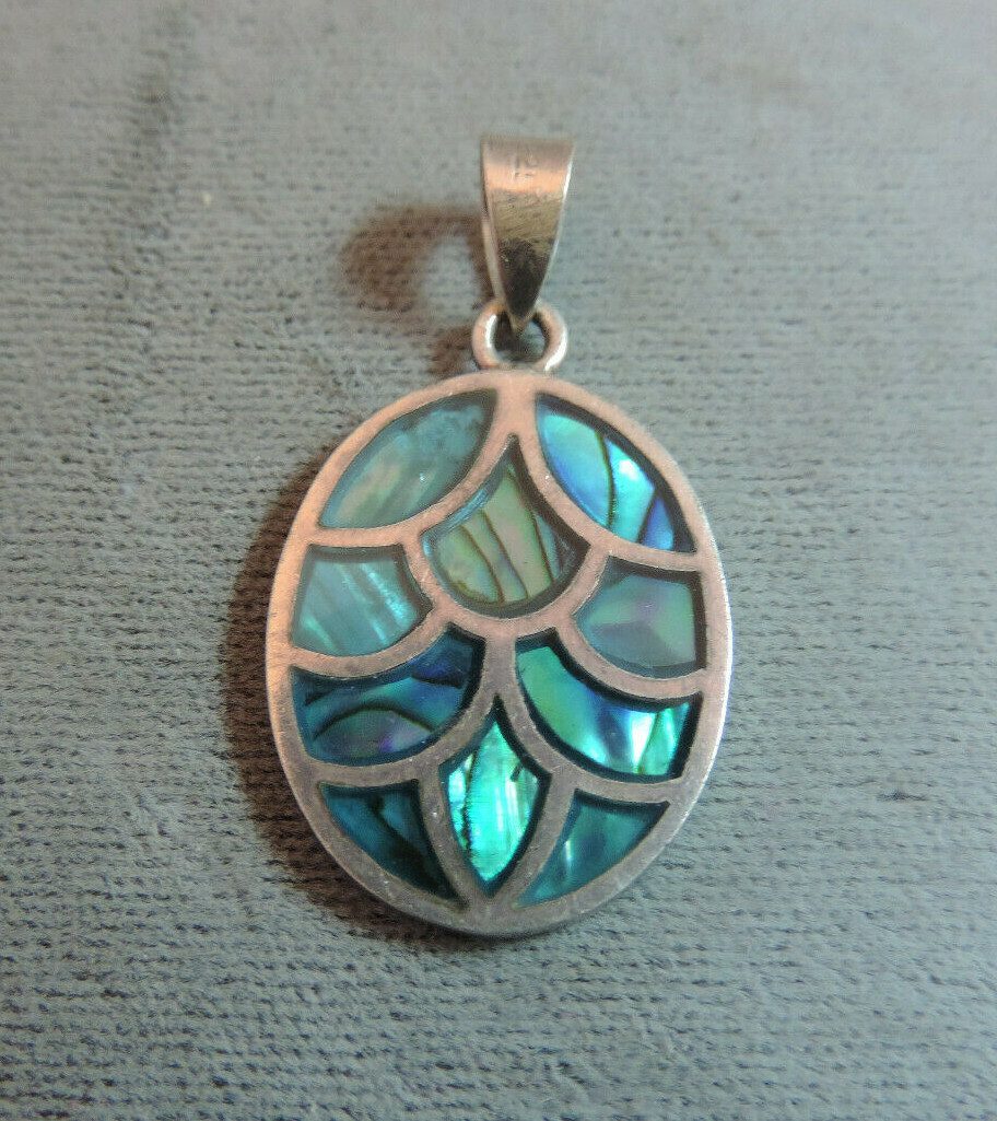 925 Sterling Silver Blue Green Abalone Shell MOP Pendant Ch 57 eBay