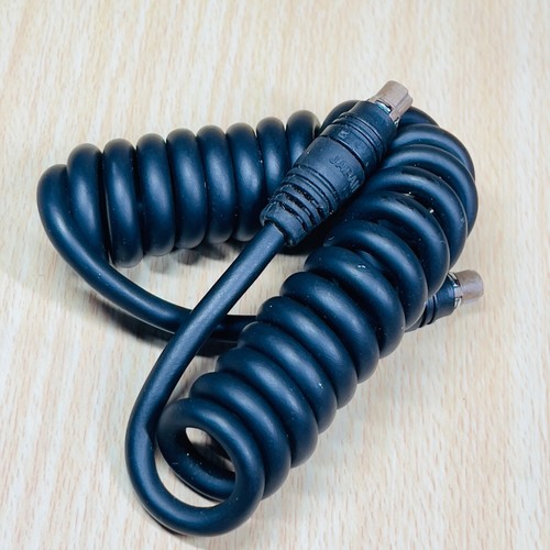 Vintage Canon Flash Sync Cable - See photos - BARGAIN - Free Post - Picture 2 of 3