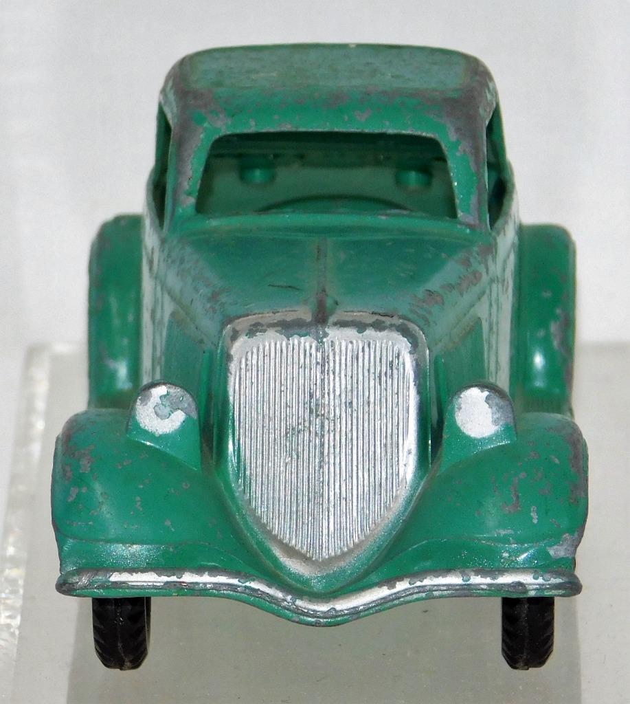 Vintage Hubley #404 1934 Ford Coupe Roadster Green cast metal 5.5