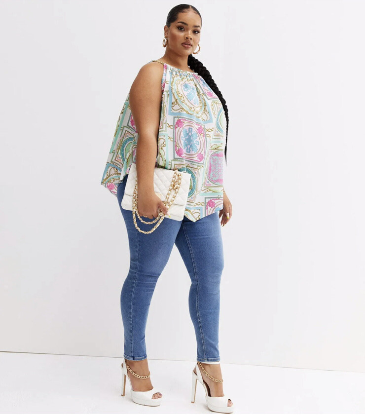 New Look Gemma Collins Feel Empowered Blue Chain Halter Satin