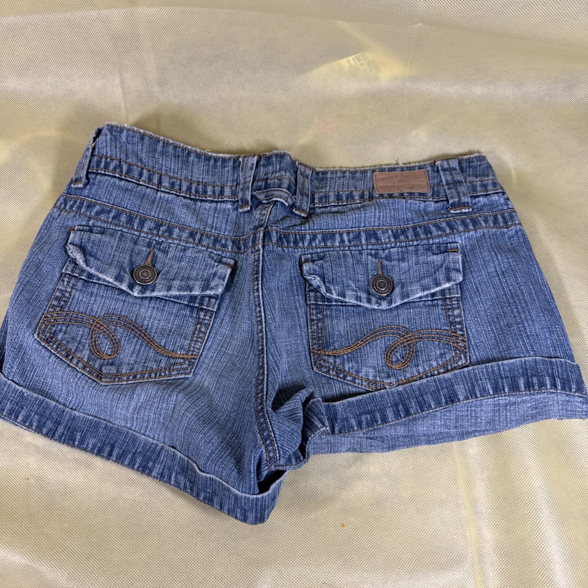 パンツ Eaphi slanting button short pants パンツ Eaphi slanting button short pants Eaphi slanting