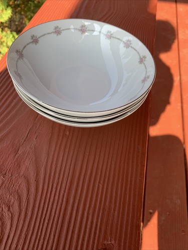 3 Mikasa Melinda China 6 1/2” Bowls - Picture 5 of 5