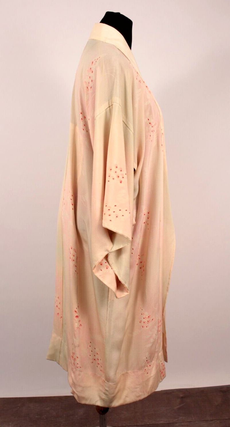 VTG Women's 20s 30s Long Light Pink Floral Kimono… - image 3
