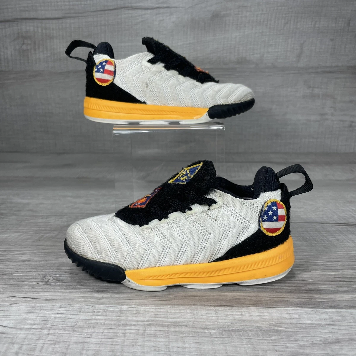 Lebron 16 hotsell strive