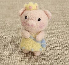Needle Felting DIY Kit 3D Pig In Crown Wool Supplies Set Arts Crafts Beginner