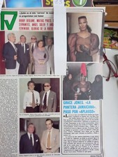 إلكترونيات وإكسسوارات — clipping S 2106 GRACE JONES