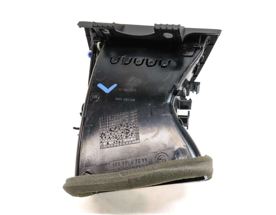 2015 BMW 535D (F10) FRONT LEFT DRIVER DASH HEAT AIR AC HVAC VENT (Black) - Image 4 of 4