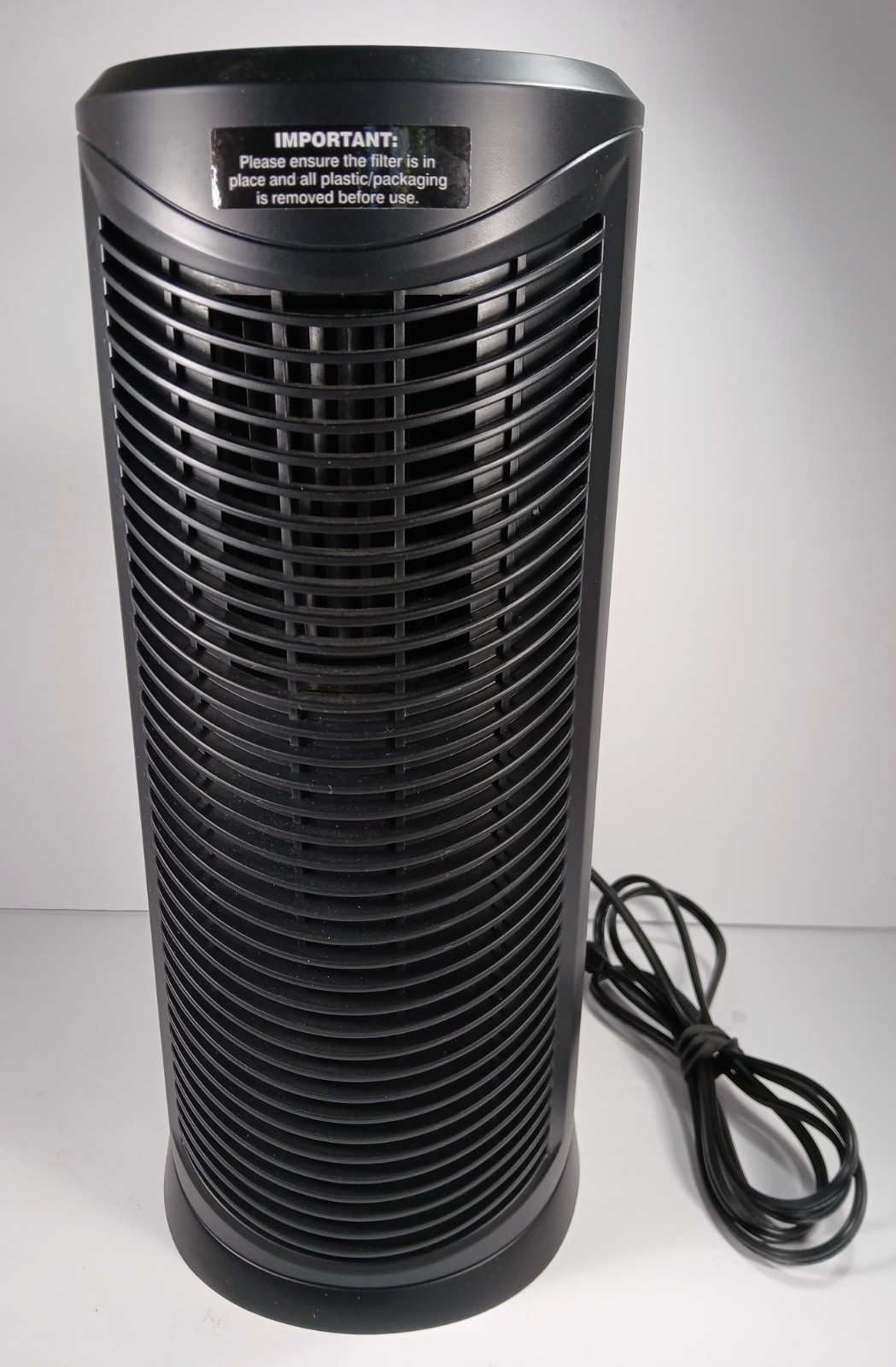 Oreck WK17002QPC HEPA 3-Speed Air Purifier  w/extra Filter  ~  Mint Condition