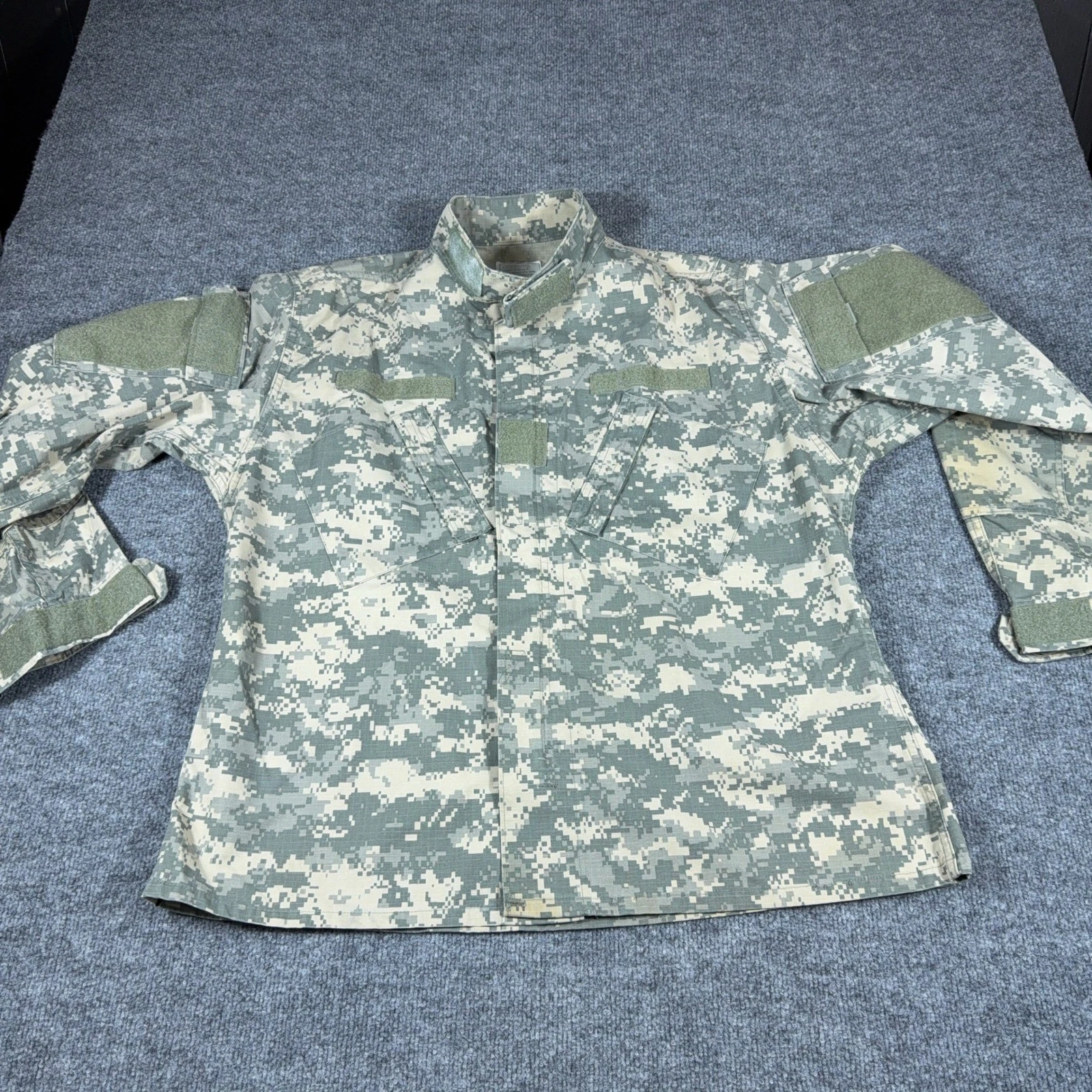 US Army ACU Combat Uniform Coat UCP Digital Camo Jacket Large Regular UNICOR image 2