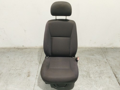 SIÈGE AVANT DROIT / 3013481 POUR ISUZU D-MAX I TFR, TFS 3.0 DITD 4X4 TFS85_