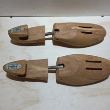 Florsheim  Shoe Trees Cedar Wood Adjustable Size 11 - 12