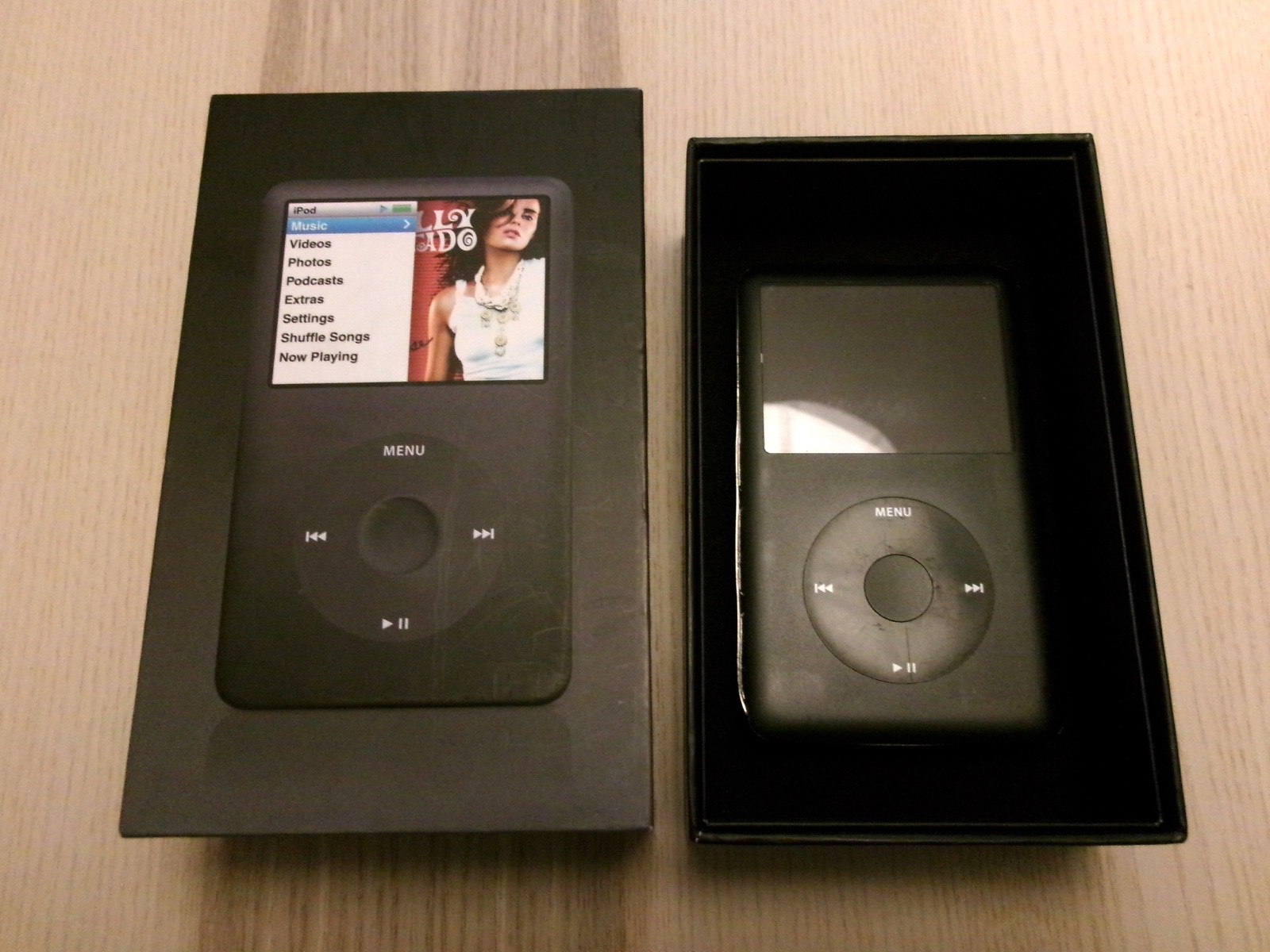 *As Is For Parts Only* Apple iPod Classic 6th Generation Bla