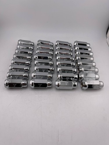 Gorilla Acorn Bulge XL Heat Treated Lug Nut 9/16"-18 Thread Size Chrome (set/32) - Picture 3 of 7