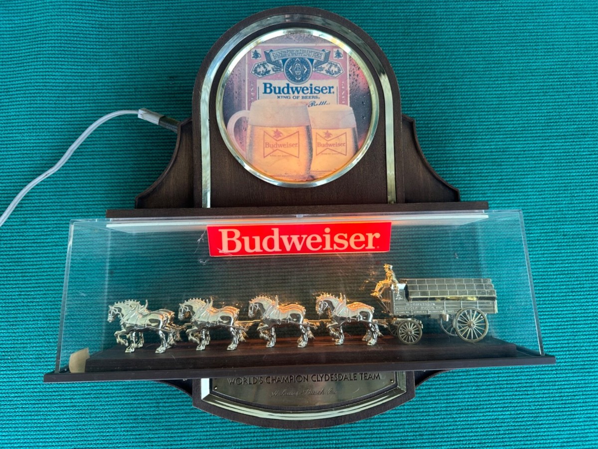 アメリカ購入 ビンテージ Budweiser置物 Vintage Budweiser Beer World Champion Clydesdale Horse Team