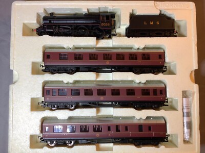 Hornby R2887M LMS Thames Forth Express Train Pack with LMS 4-6-0 Class 5 Loco