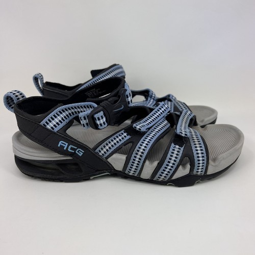 womens nike hiking sandals