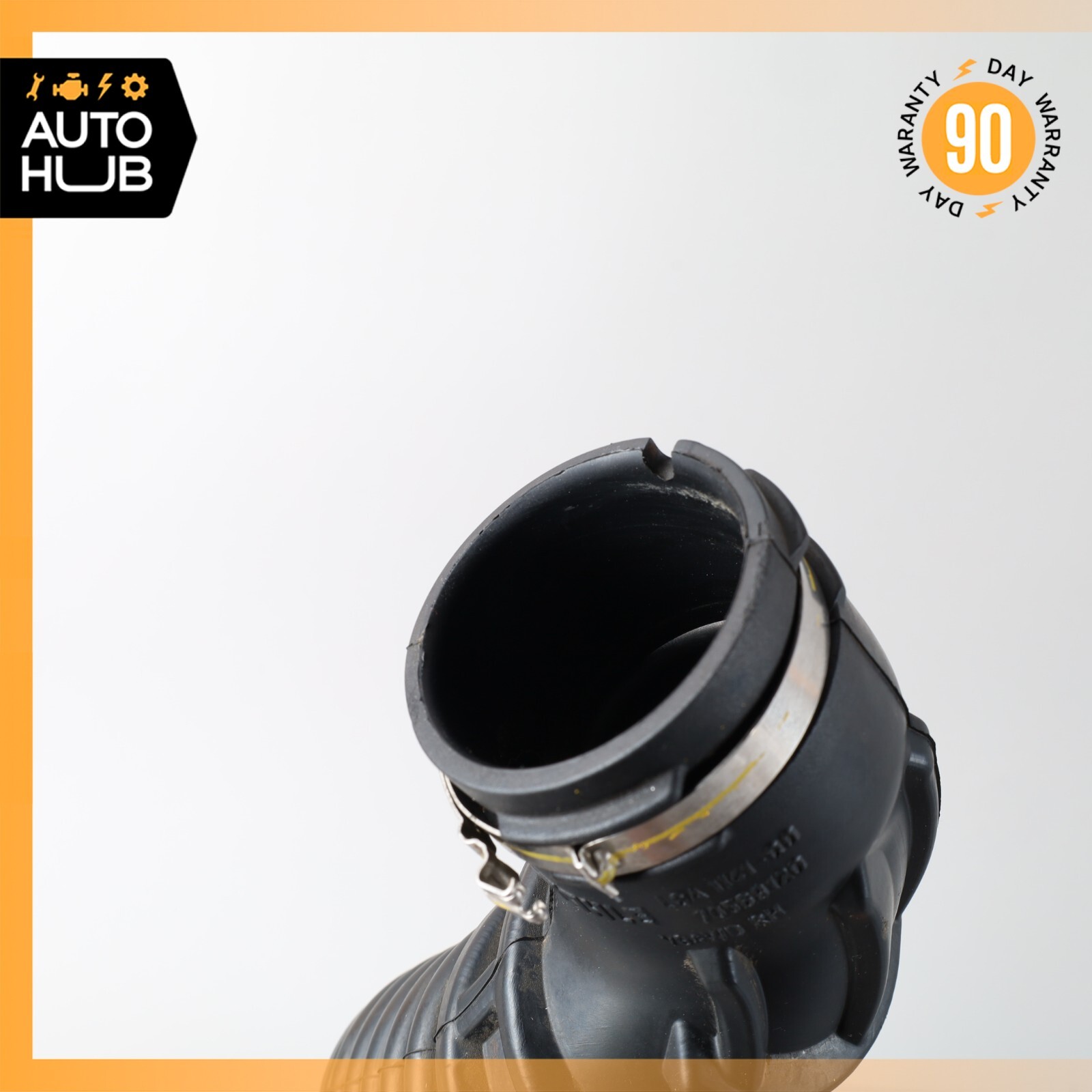 14-22 Maserati Quattroporte M156 Engine Right Air Intake Duct Pipe Hose Set OEM