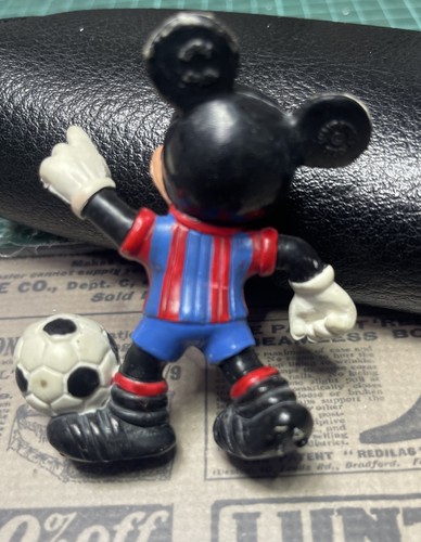 Figure of Mickey Mouse Football PVC Eura Spain 1980 ,Walt Disney - Imagen 3 de 4