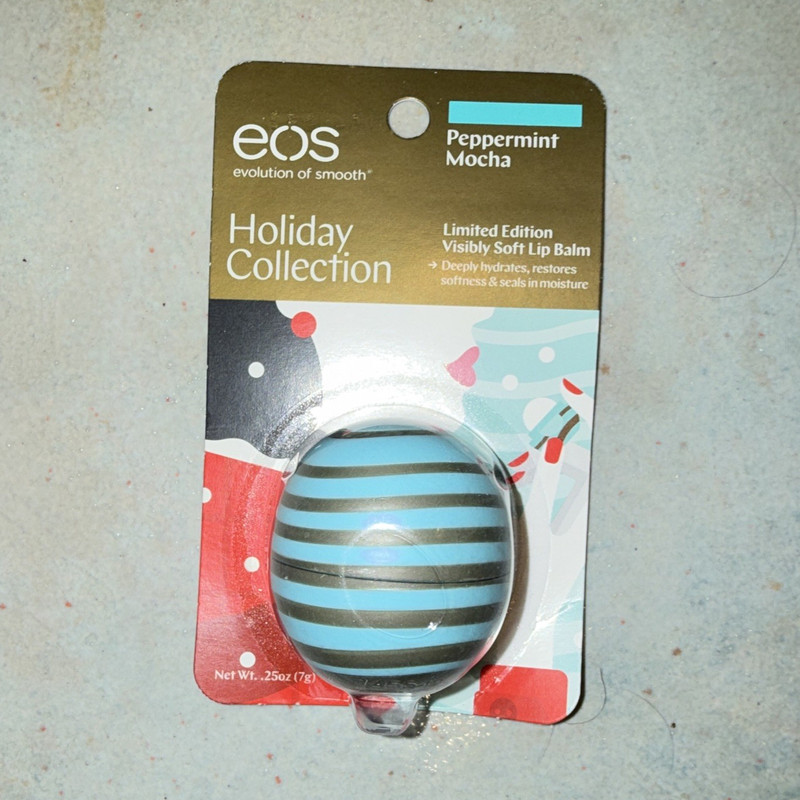 eos Holiday Collection Peppermint Mocha Limited Edition Lip Balm 0.25 oz
