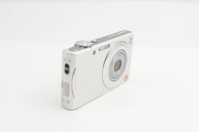 Panasonic Lumix DMC-FH5 Silver Compact Camera Used Excellent Panasonic Lumix DMC-FH5 Silver Compact Camera Used Excellent