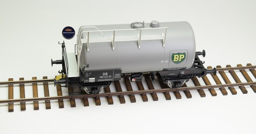Kiss Spur 1 - Kesselwagen 2-achsig, BP - DB Epoche III Art.-Nr. 266084 - AR 601 | Condition: Gebraucht