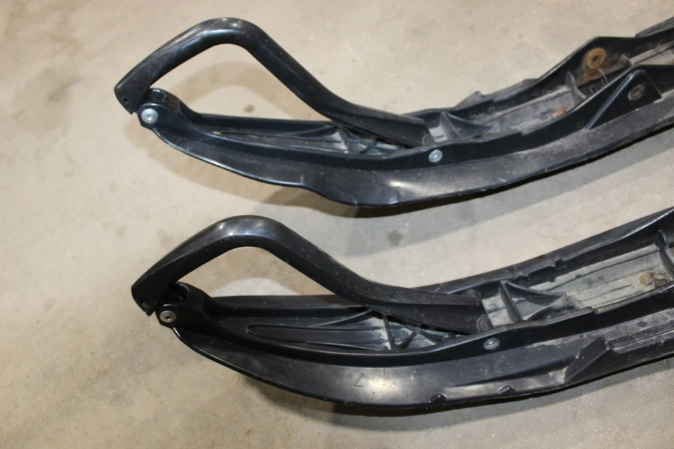 Juego de pares de esquís Ski-doo Summit X 800r 2008 PTek para corredores Foto 3 de 4