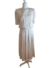 Vintage Pastel Pink Striped Blouson Dress w Lace Trim Collar Ruched Waist Sz 8