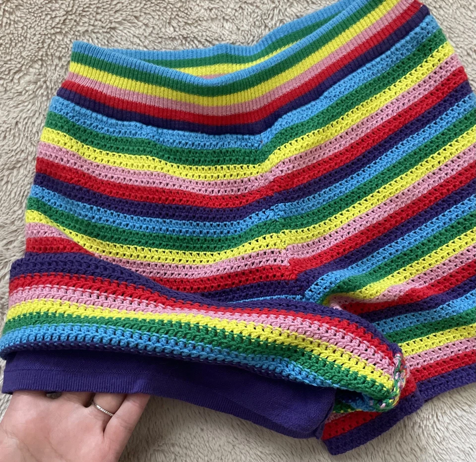 Boden девочек крючком Rainbow полоски трикотажа натяжной шорты размер 7-8Y - Изображение 3 из 4
