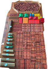Vintage Lincoln Logs Lot Over 1,000 Various Sizes Wood and Plastic Accessories