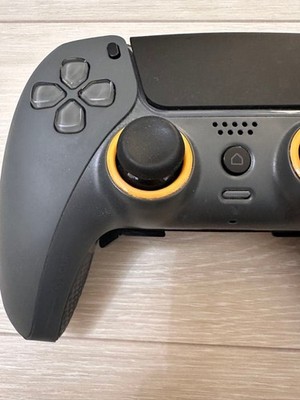 Scuf Reflex Pro PS5 Controller Black Gold Custom Stick & Button Layout