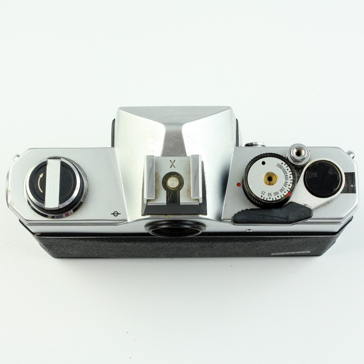 Fujica ST 701 35mm SLR Camera *BODY ONLY* for Parts/Repair