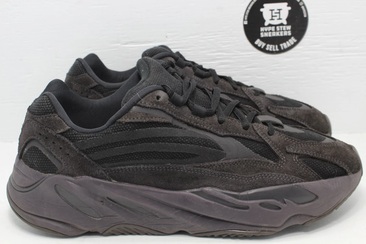 28cm adidas yeezy boost 700 v2 vanta