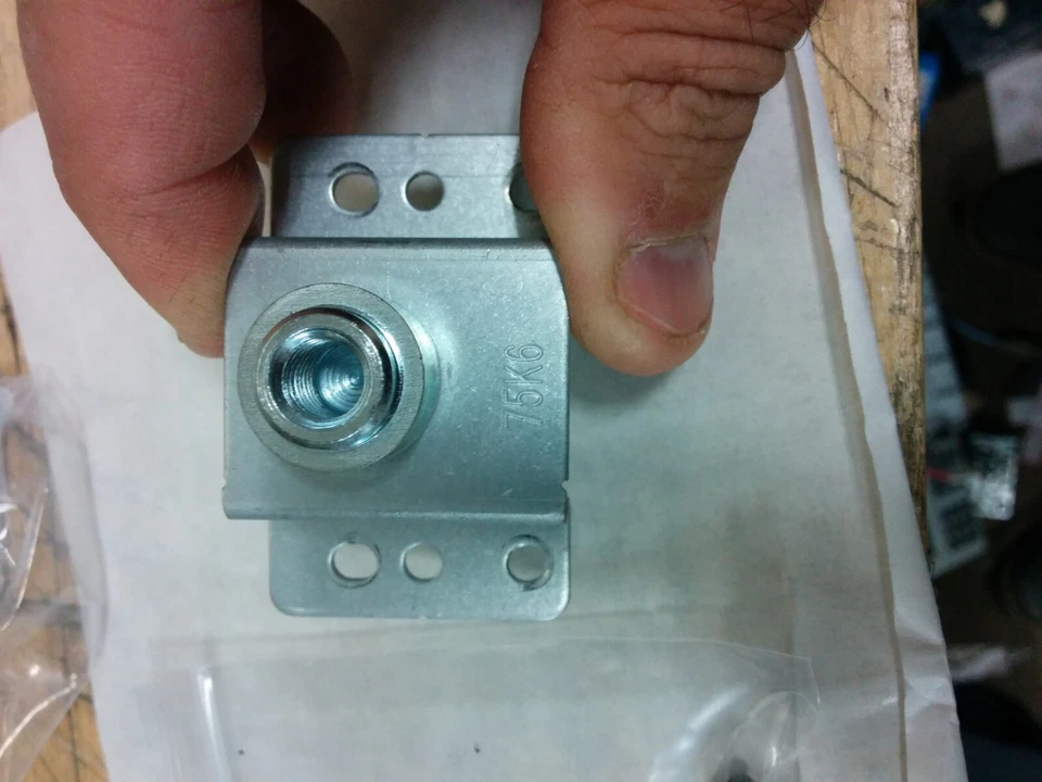 RCA rnsmu7536  Mount Set. - Image 2 of 4