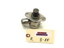 2010-2016 PORSCHE PANAMERA 4S 3.0L V6 RIGHT SIDE HIGH PRESSURE FUEL PUMP OEM.
