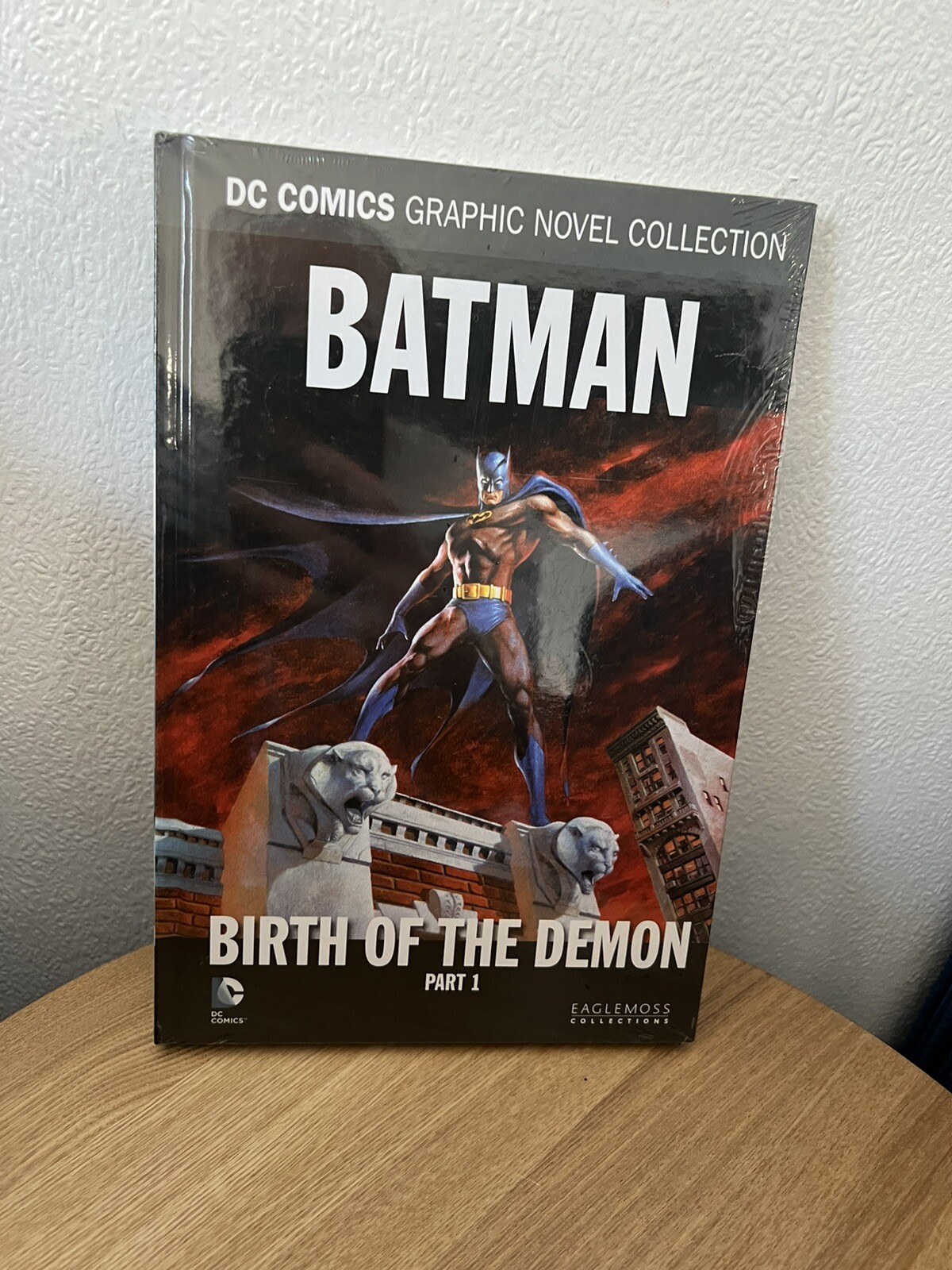 BATMAN vol. 33 - Brand New! Eaglemoss DC Comics Graphic Novel Collection