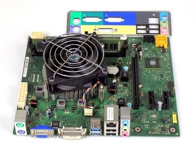 Motherboard CPU RAM Bundle Fujitsu D3230-A13 GS4 / Intel Pentium G3450 / 4GB DDR3