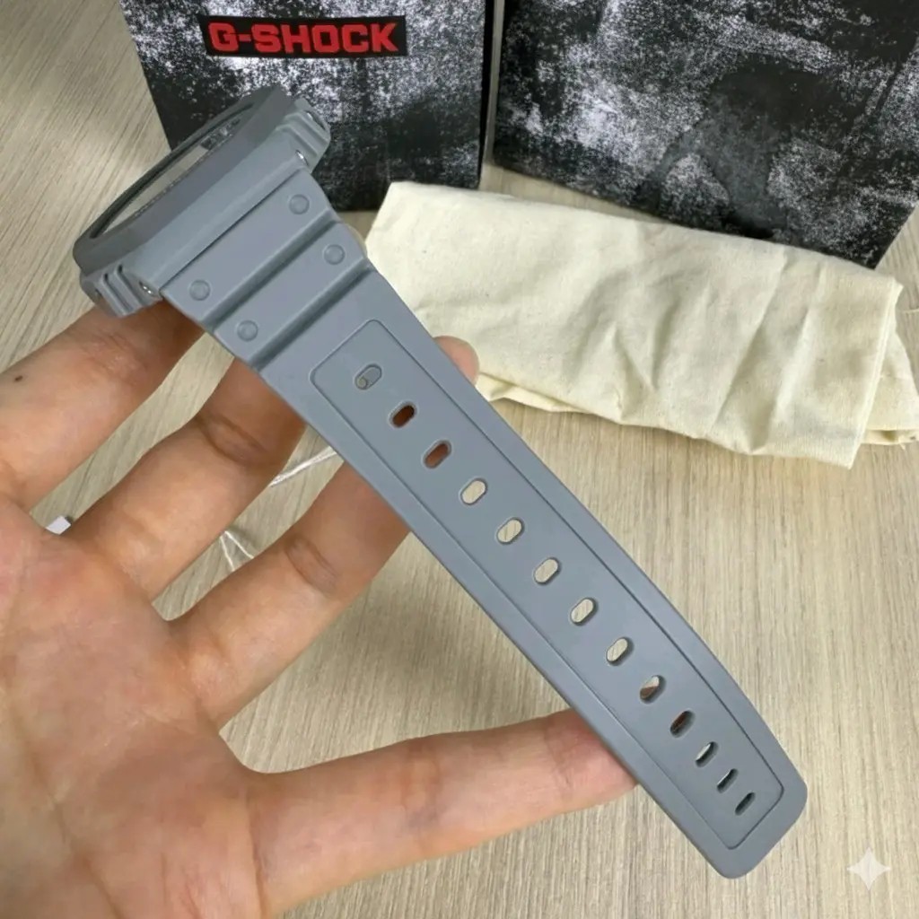 Casio G-Shock GA-2110ET-8A 