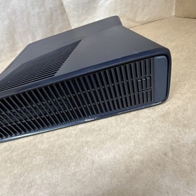 Microsoft Xbox 360 Slim 4GB  Console Base Bundle Controller Tested Matte Black