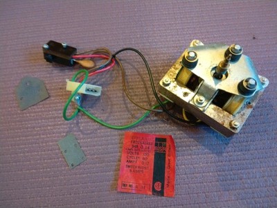 BSR Turntable Motor Wt Original Fastenings May Fit Other Garrard