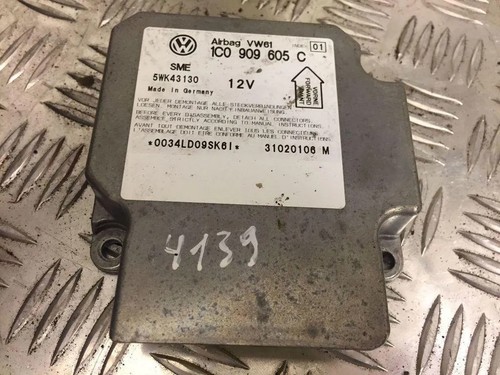 VW PASSAT B7 ALLTRACK 365 Airbag-Steuergerät 1C0909605C 1.90 Diesel 30539839