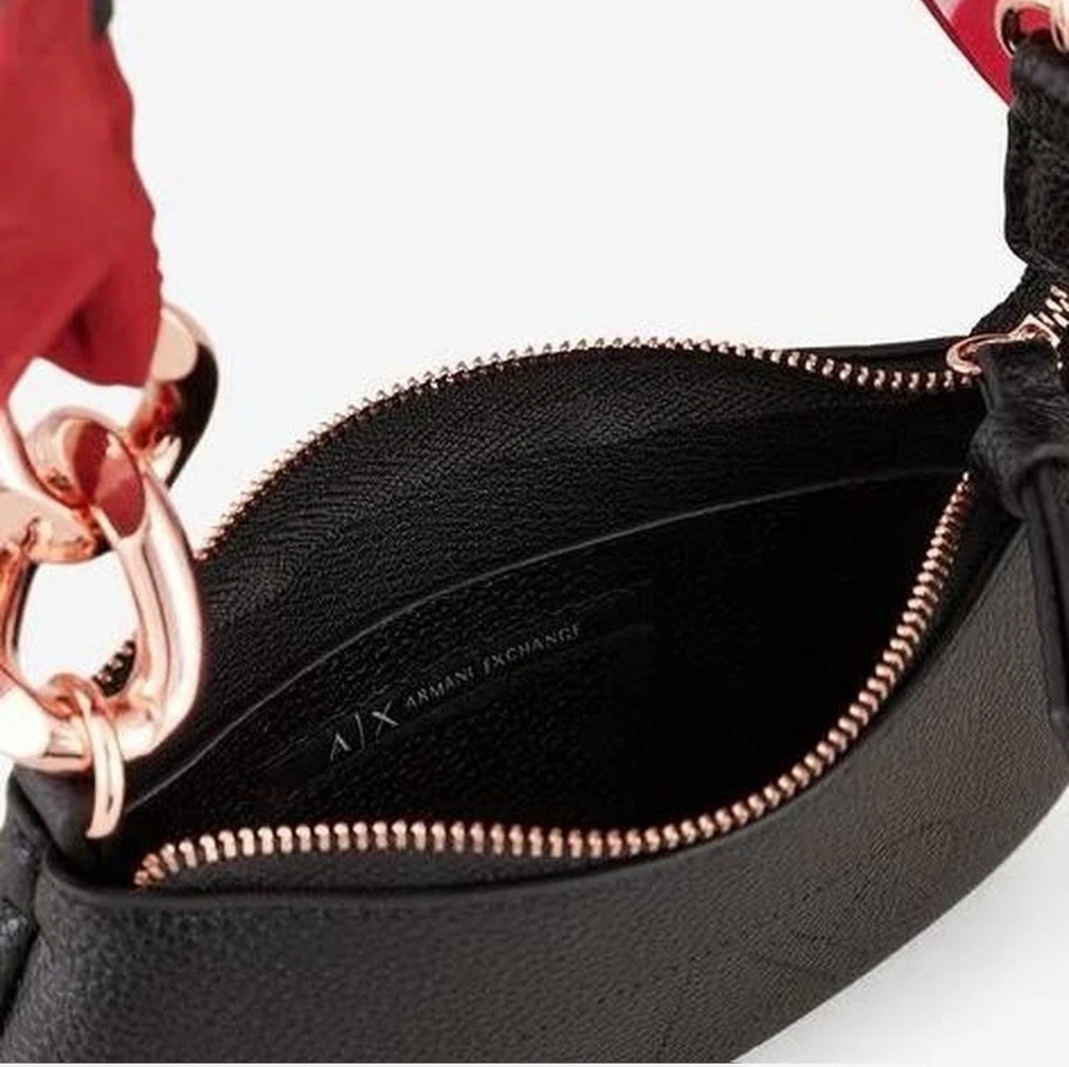 Mini bolso de hombro con logotipo perforado con correa adornada con bufanda Foto 4 de 4