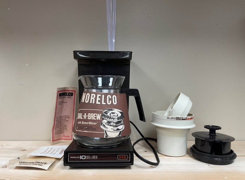 New in Box Norelco Dial-A-Brew 10 Cup Coffee Maker