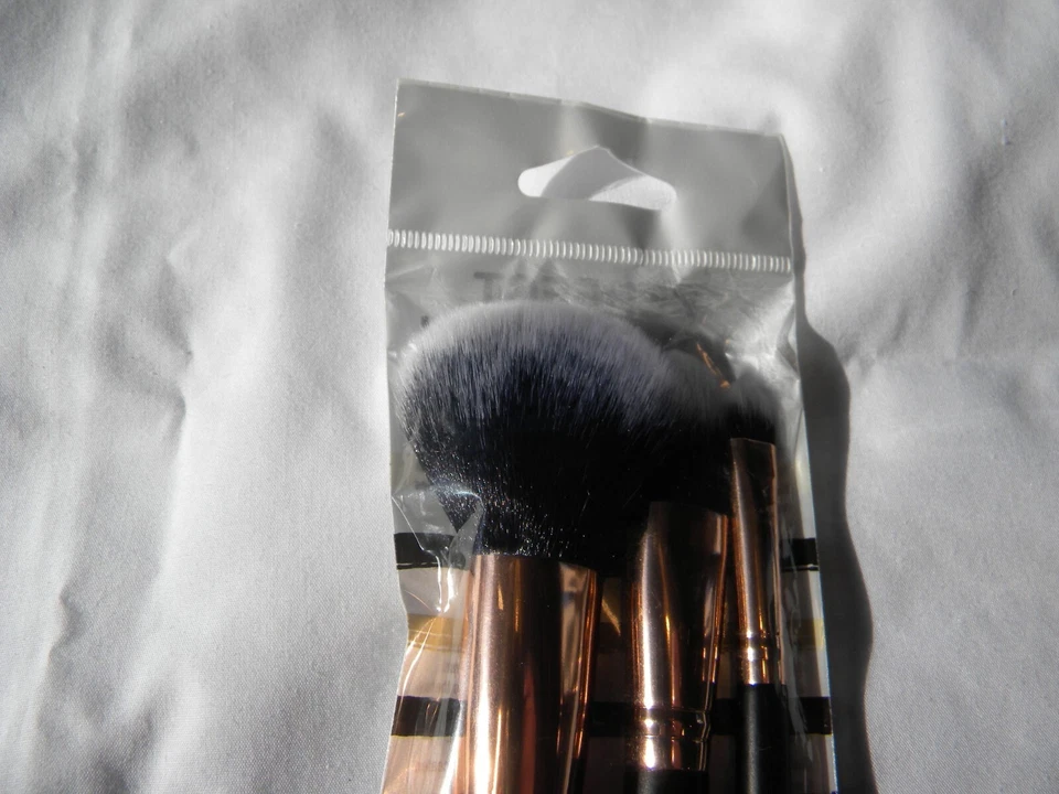 Juego de brochas de maquillaje Perfect Complexion polvo-base-corrector, nuevo Foto 3 de 4