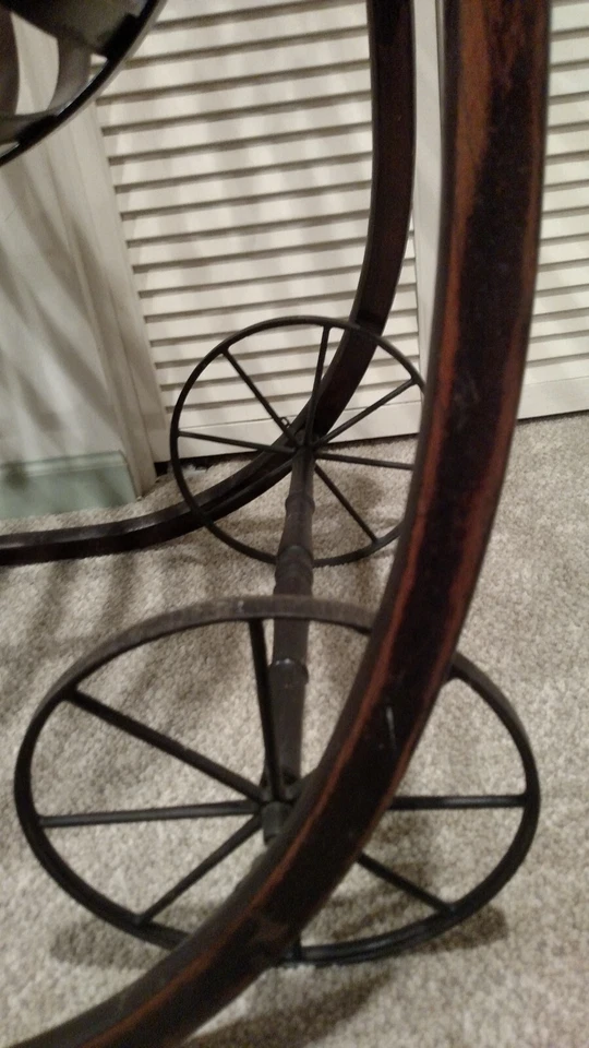 Antique field cradle Sleigh style w/Original wheels and hardware Circa 1865 - Image 3 of 4