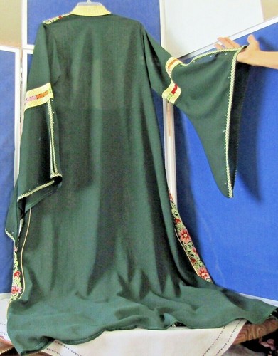 EUC Gorgeous LONG ROBE w.EMBROIDERY Braid RHINESTONES Green & GOLD 41" Bust Sz L - Picture 7 of 8