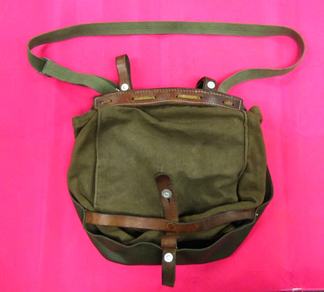 Vintage Swiss Army Bread Bag w Shoulder Strap R. Werlen VISP Nice
