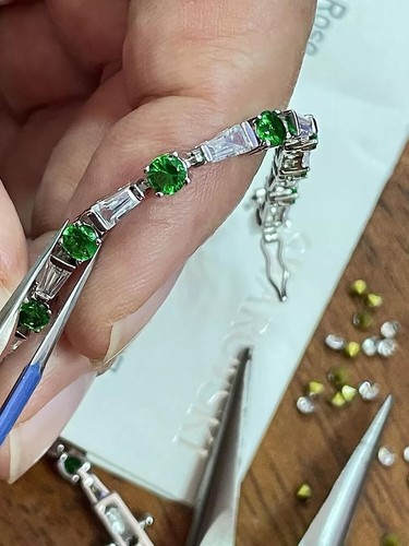 5Ct Round Cut Lab-Created Emerald 14K White Gold Plated Women's Tennis Bracelet - Picture 3 of 9