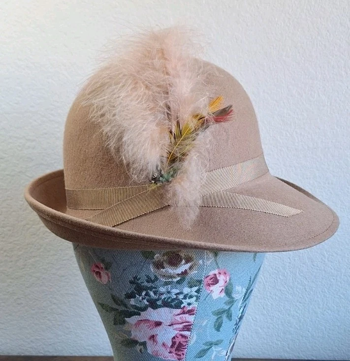 Lancaster Fedora Camel Beige Tribly Hat Bow 100% Felted Wool Vintage Size M Fedora/Trilby 100% Wool Hats for Women for sale | eBay main image 4